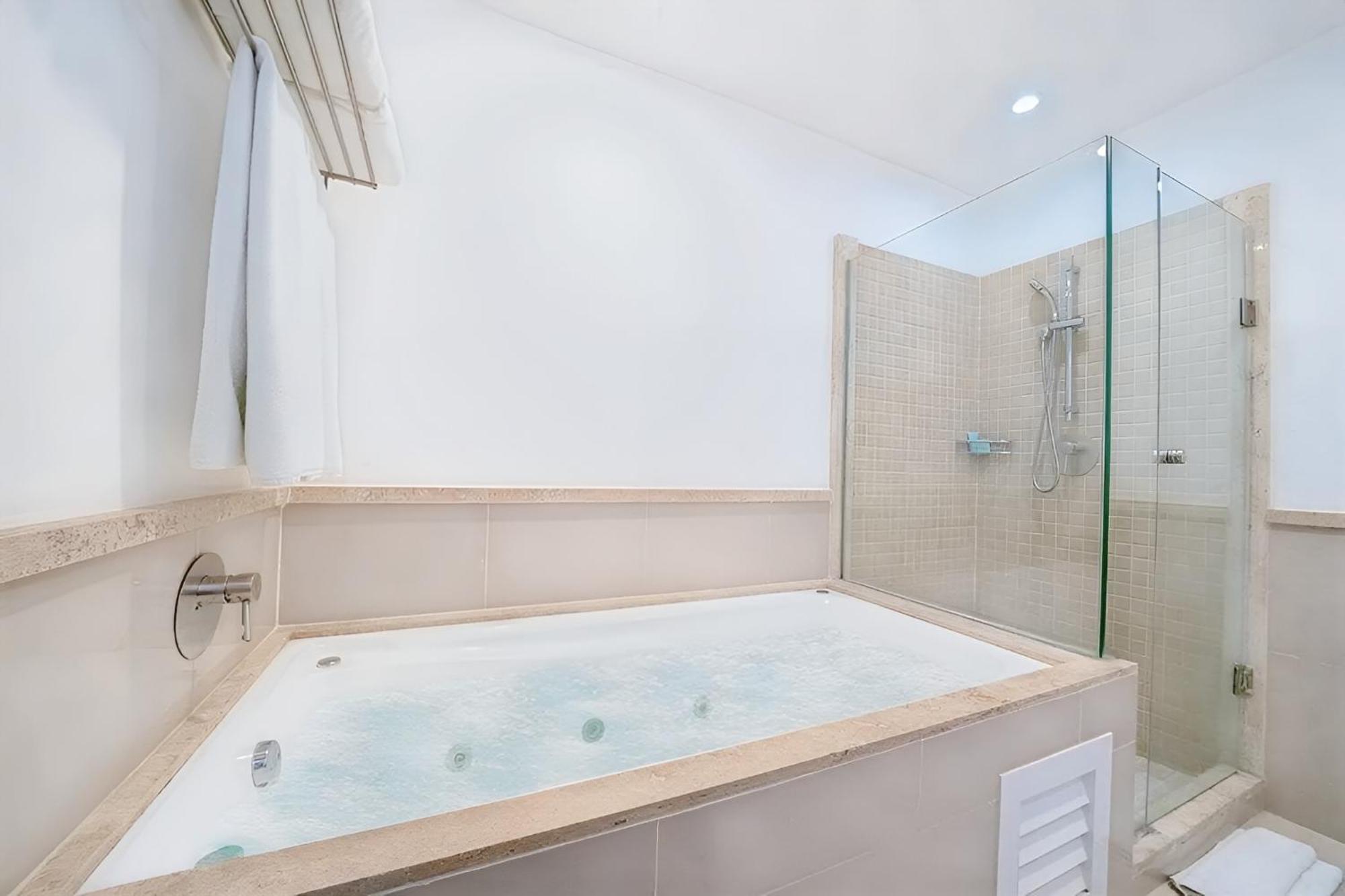 Luxury Duplex -4 Pers- 2Mn Beach&5Th Av, Pool, Gym Playa del Carmen Exterior photo